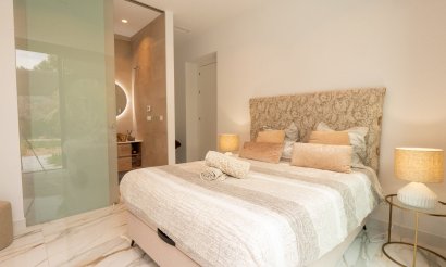 Resale - Villa - Orihuela Costa - Las Colinas Golf