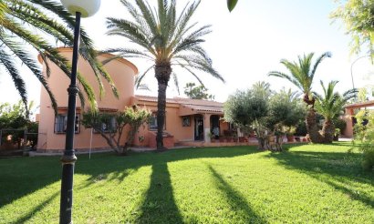 Använda fastigheter - Villa - Torrevieia - El Chaparral
