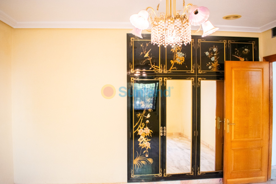 Segunda mano - Chalet - Llano de brujas