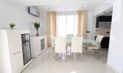 Resale - Villa - Cabo Roig - Costa Blanca