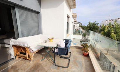 Resale - Bungalow - Pilar de la Horadada - Zona Pueblo