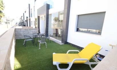 Resale - Bungalow - Orihuela Costa - La Zenia