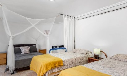 Вторичка - Bилла - Benijofar