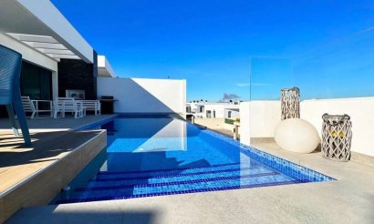 Resale - Villa - Ciudad Quesada - Altos del golf i