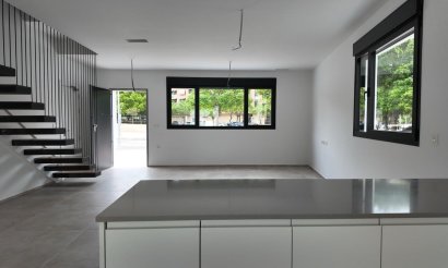 Använda fastigheter - Villa - Alicante - Vistahermosa