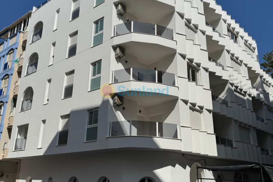 Resale - Apartment - Torrevieja - Playa Los Locos