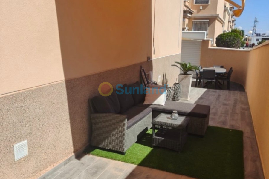 Segunda mano - Chalet - Orihuela Costa - Villamartin