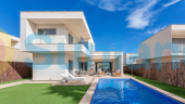 Resale - Villa - Orihuela - Vistabella Golf