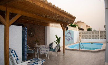 Använda fastigheter - Villa - Torrevieia - Torrevieja