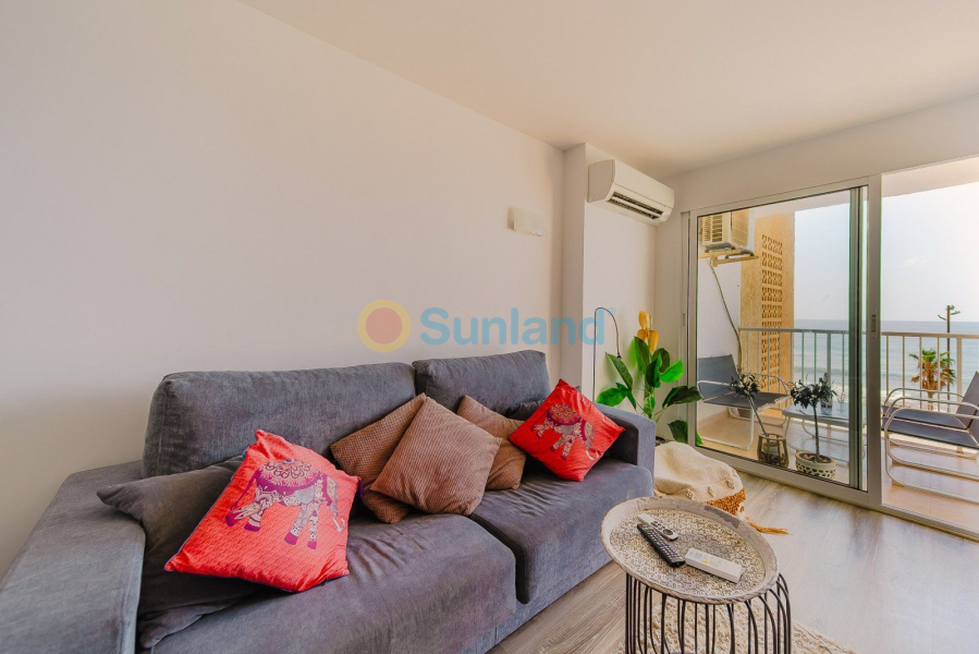 Resale - Apartamento - Torrevieja - Playa del Cura