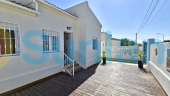 Resale - Villa - Torrevieja - La Siesta