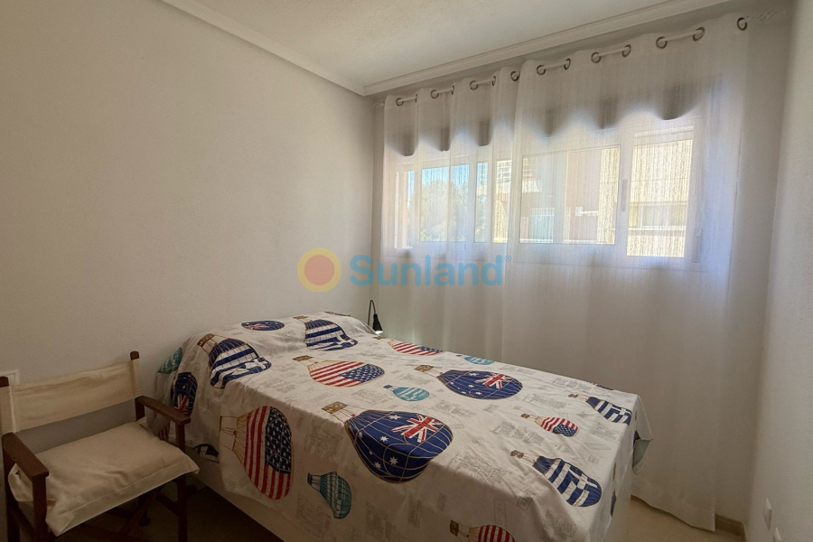 Вторичка - Апартамент - Torrevieja - Punta Prima