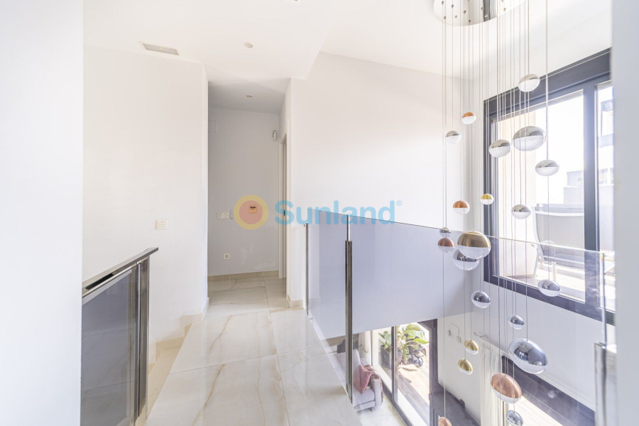 Resale - Villa - Orihuela Costa - Lomas De Cabo Roig