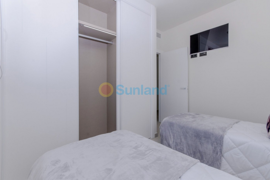 Новостройка - Bungalow - Torrevieja - Los Balcones