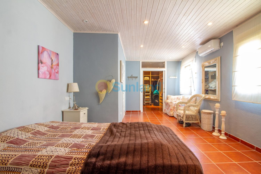 Använda fastigheter - Villa - La Nucía