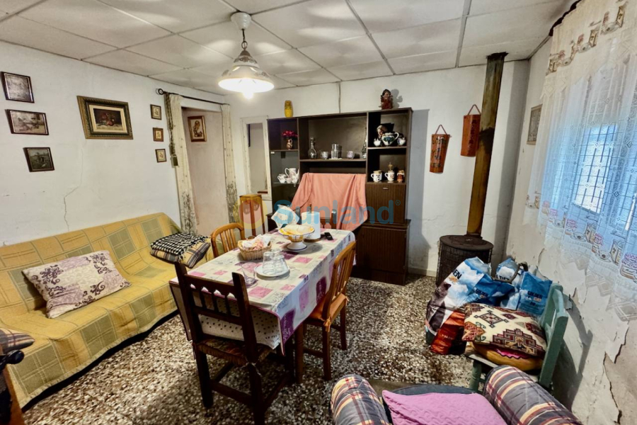 Resale - Villa - Guardamar del Segura