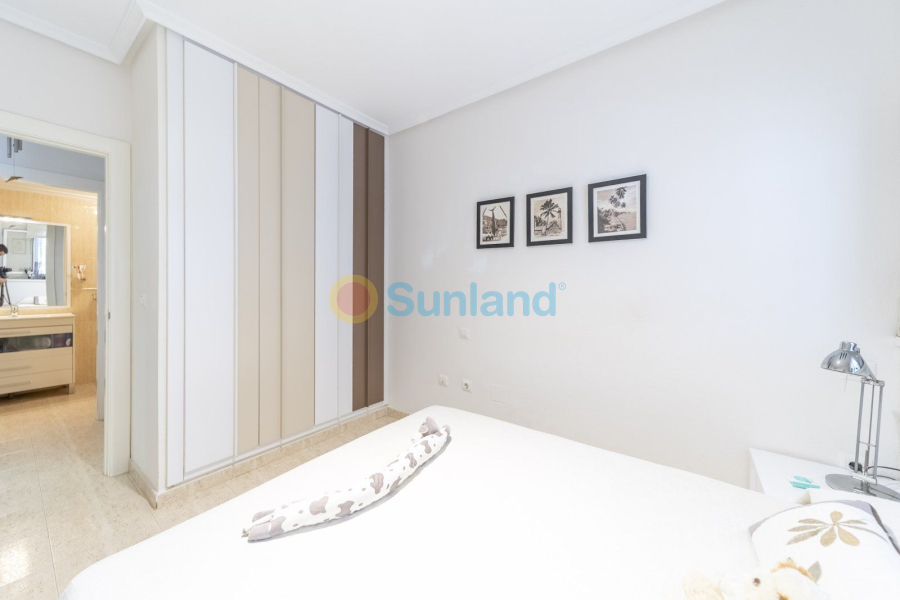 Resale - Apartamento - Torrevieja - La Mata