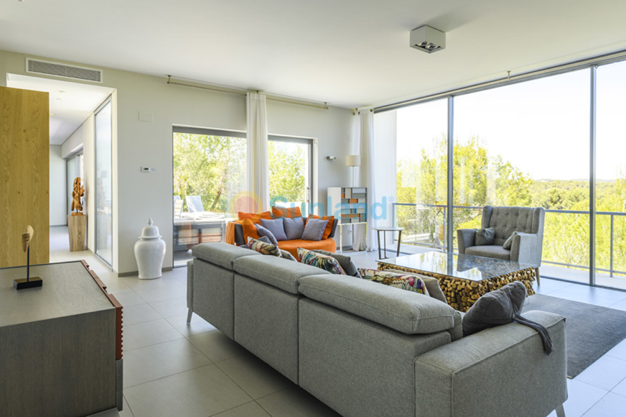 Вторичка - V - Las Colinas Golf Resort