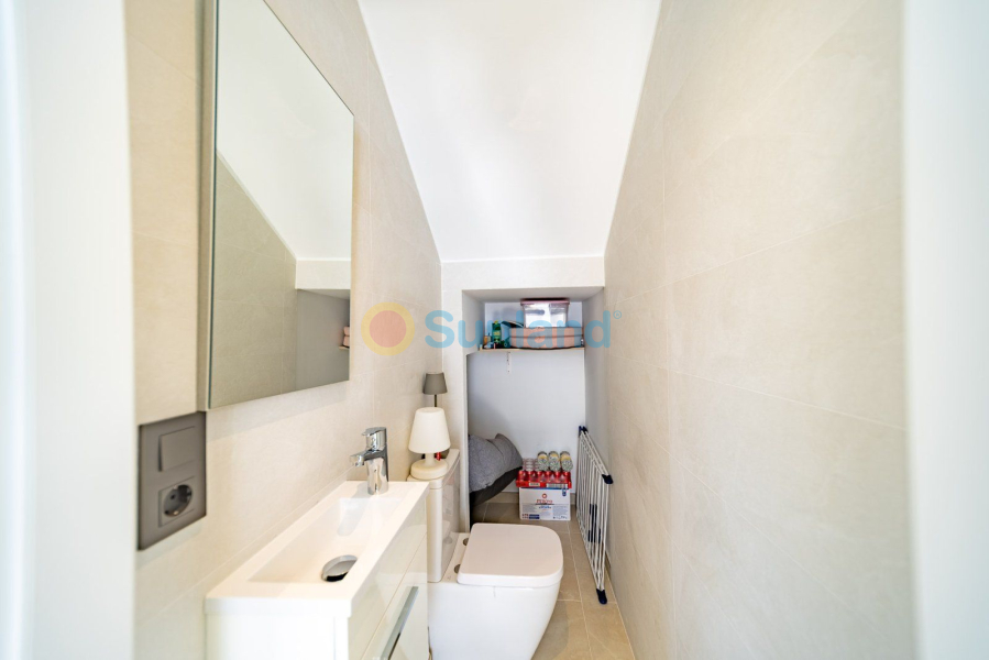 Вторичка - Bилла - Ciudad Quesada