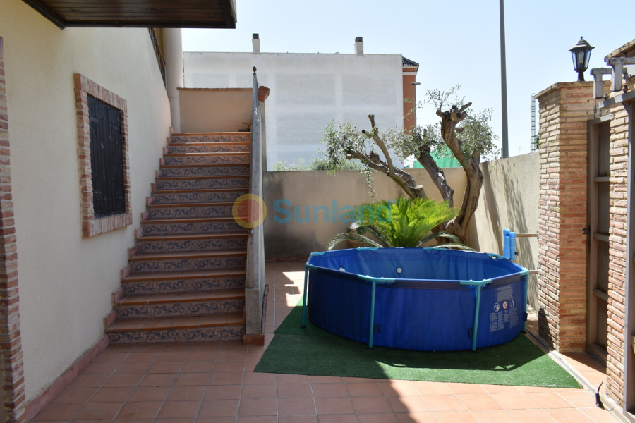 Brukte eiendommer - h - Algorfa