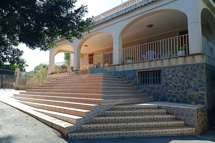 Вторичка - Bилла - Elche - Jubalcoi