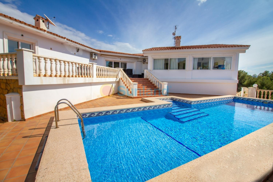 Använda fastigheter - Villa - La Nucía