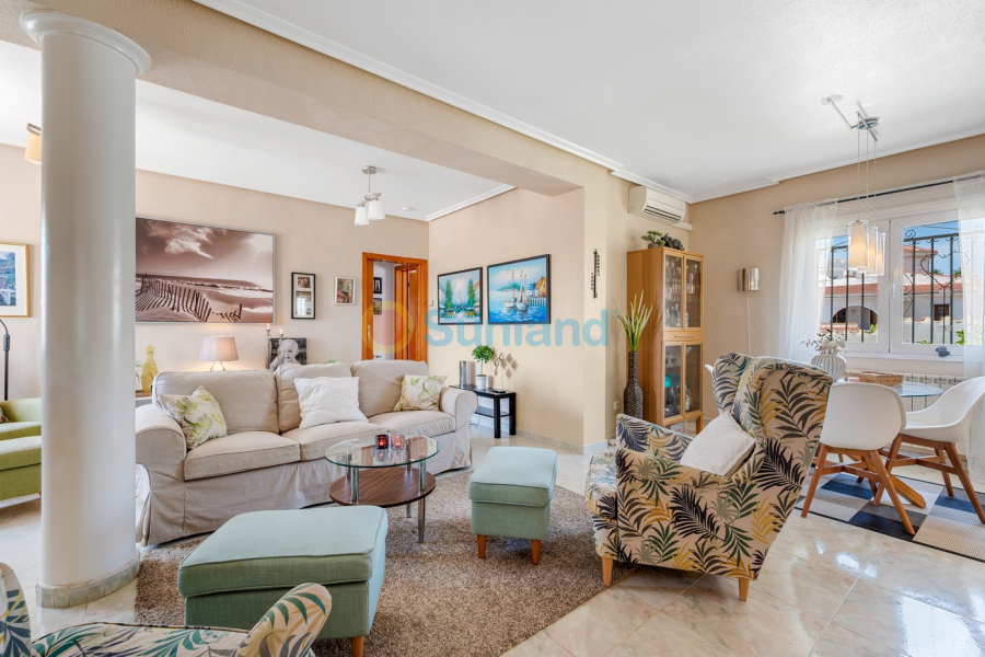 Resale - Villa - Ciudad Quesada - Rojales