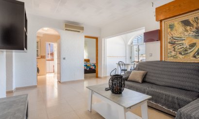 Resale - Villa - Torrevieia - Urbanización San Luis