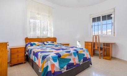 Resale - Villa - Torrevieia - Urbanización San Luis