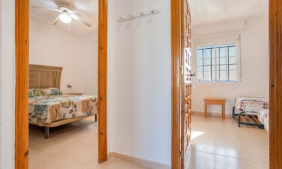 Resale - Villa - Torrevieia - Urbanización San Luis