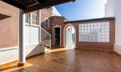 Resale - Villa - Torrevieia - Urbanización San Luis