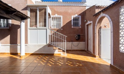 Resale - Villa - Torrevieia - Urbanización San Luis