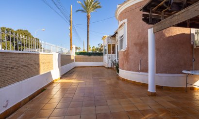 Resale - Villa - Torrevieia - Urbanización San Luis