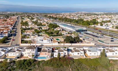 Resale - Villa - Torrevieia - Urbanización San Luis