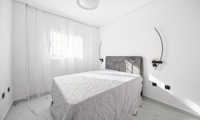 Verkauf - Apartment - Flat - Orihuela Costa - 