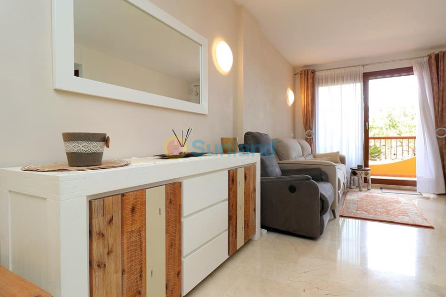 Resale - Apartment - Torrevieja - Punta Prima