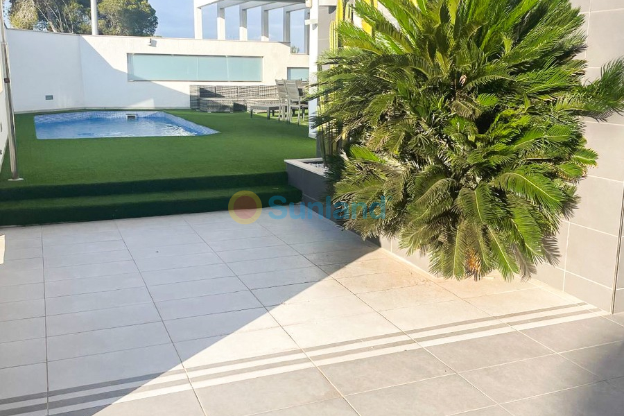 Segunda mano - Chalet - Orihuela Costa - Mil Palmeras