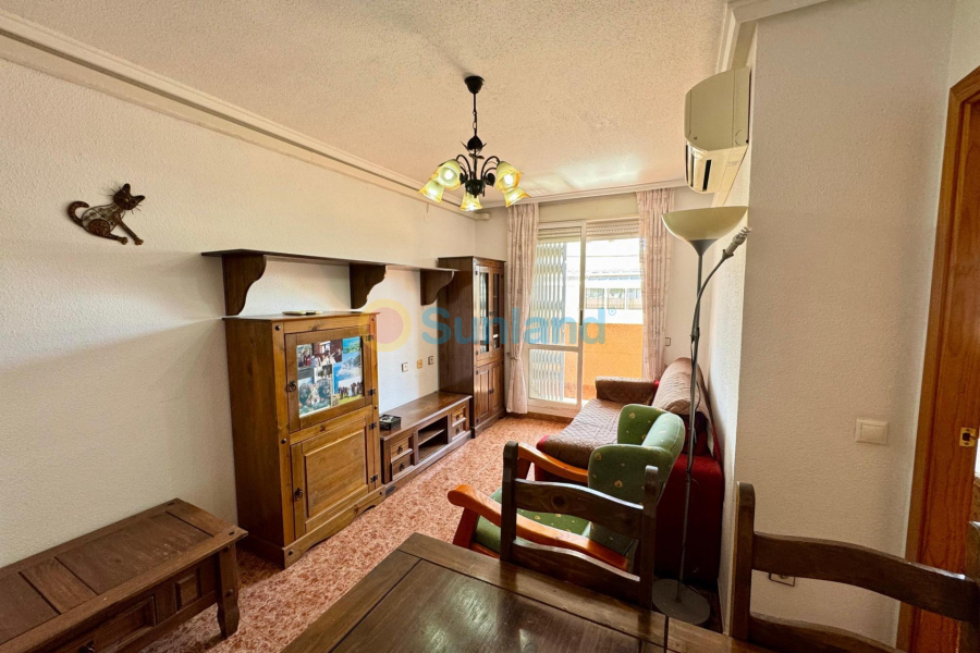 Resale - P - Torrevieja - Centro