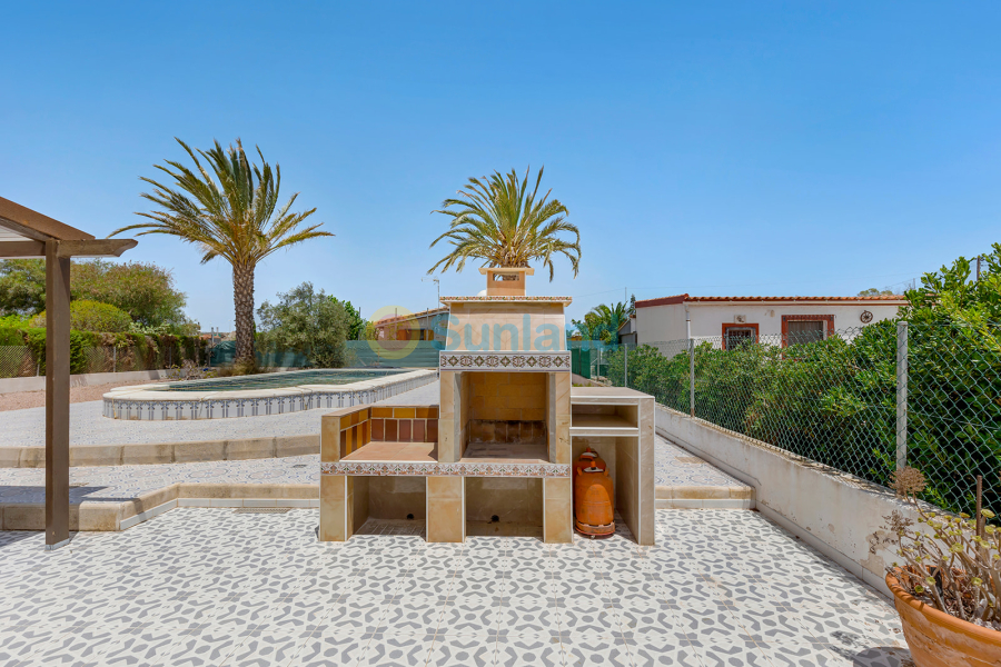 Resale - Villa - San Fulgencio