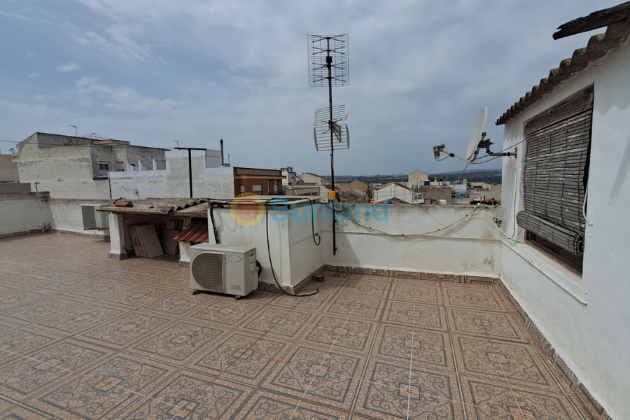 Använda fastigheter - T - Benijofar