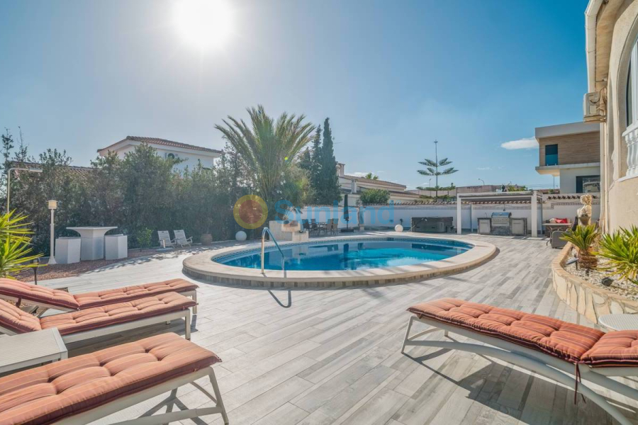 Använda fastigheter - Villa - Ciudad Quesada