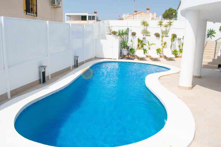 Resale - Villa - San Miguel de Salinas - LO RUFETE