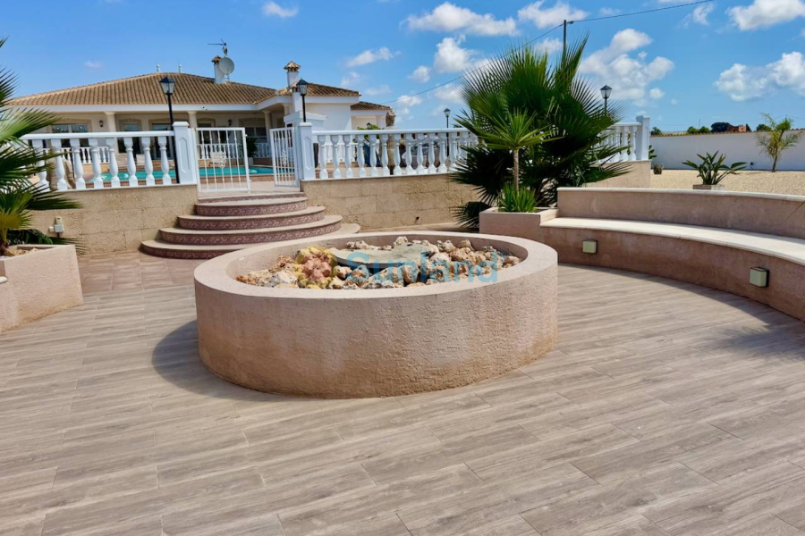 Resale - Villa - Rojales