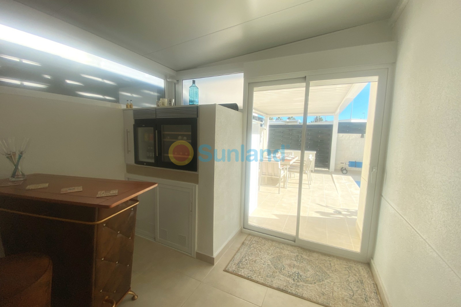 Använda fastigheter - Villa - Ciudad Quesada - Pueblo Bravo