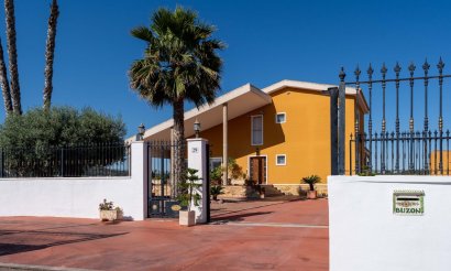 Resale - Villa - Orihuela - Correntías Medias