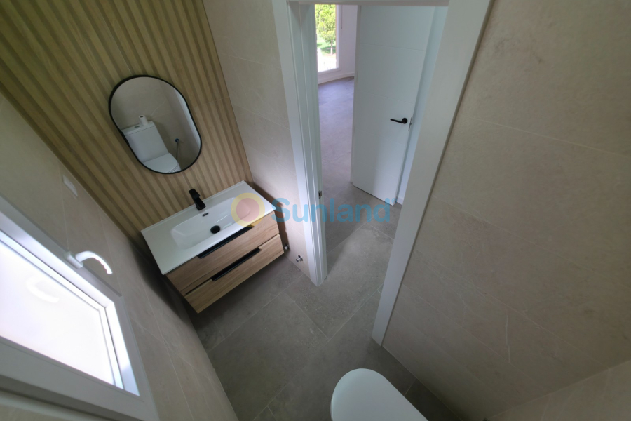 Вторичка - Bилла - Ciudad Quesada