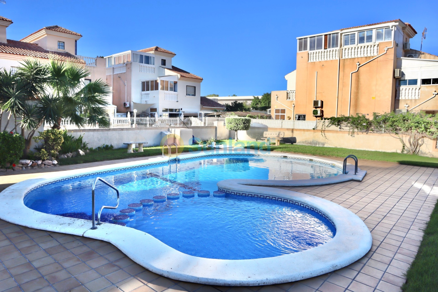 Вторичка - Таунхаус - Torrevieja - La Siesta