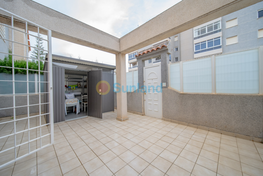Segunda mano - Casa de Pueblo - Torrevieja - Torreblanca
