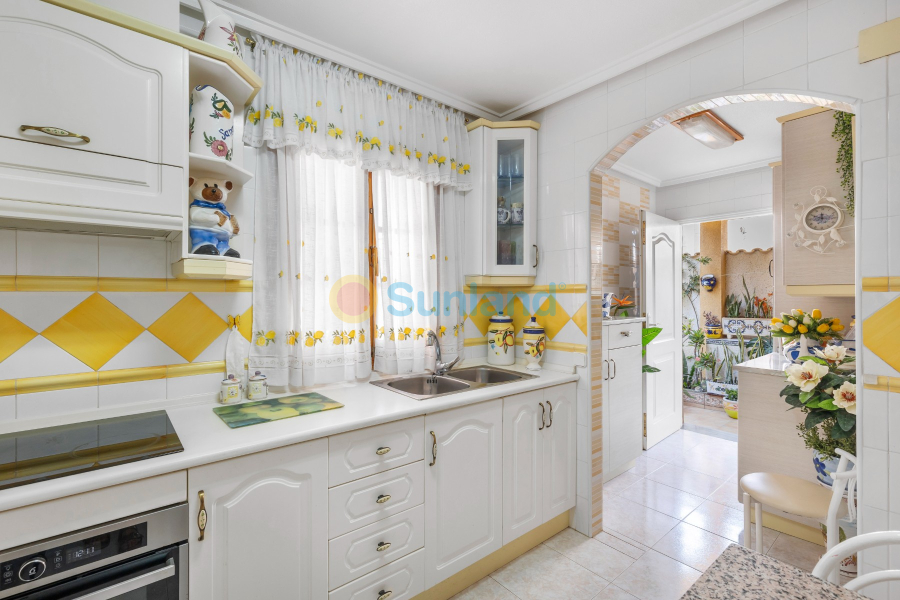 Brukte eiendommer - Villa - Torrevieja - Zona los Frutales