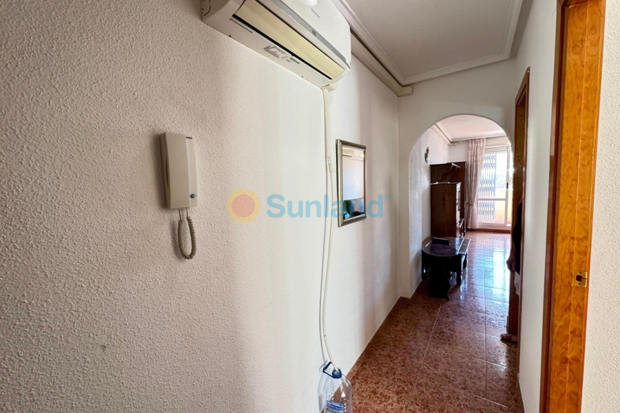 Resale - P - Torrevieja - Centro